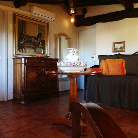 Casa Matilde Bed & Breakfast Mommio Oda fotoğraf