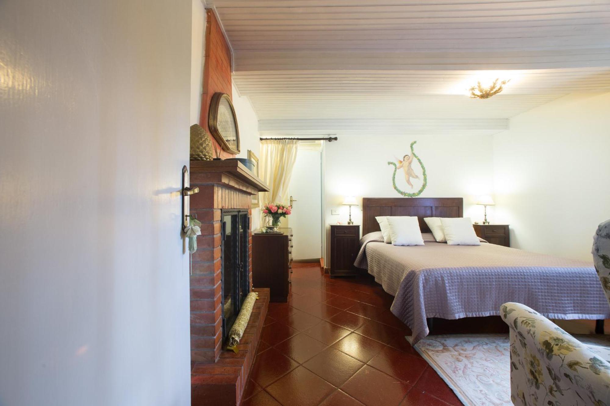 Casa Matilde Bed & Breakfast Mommio Oda fotoğraf