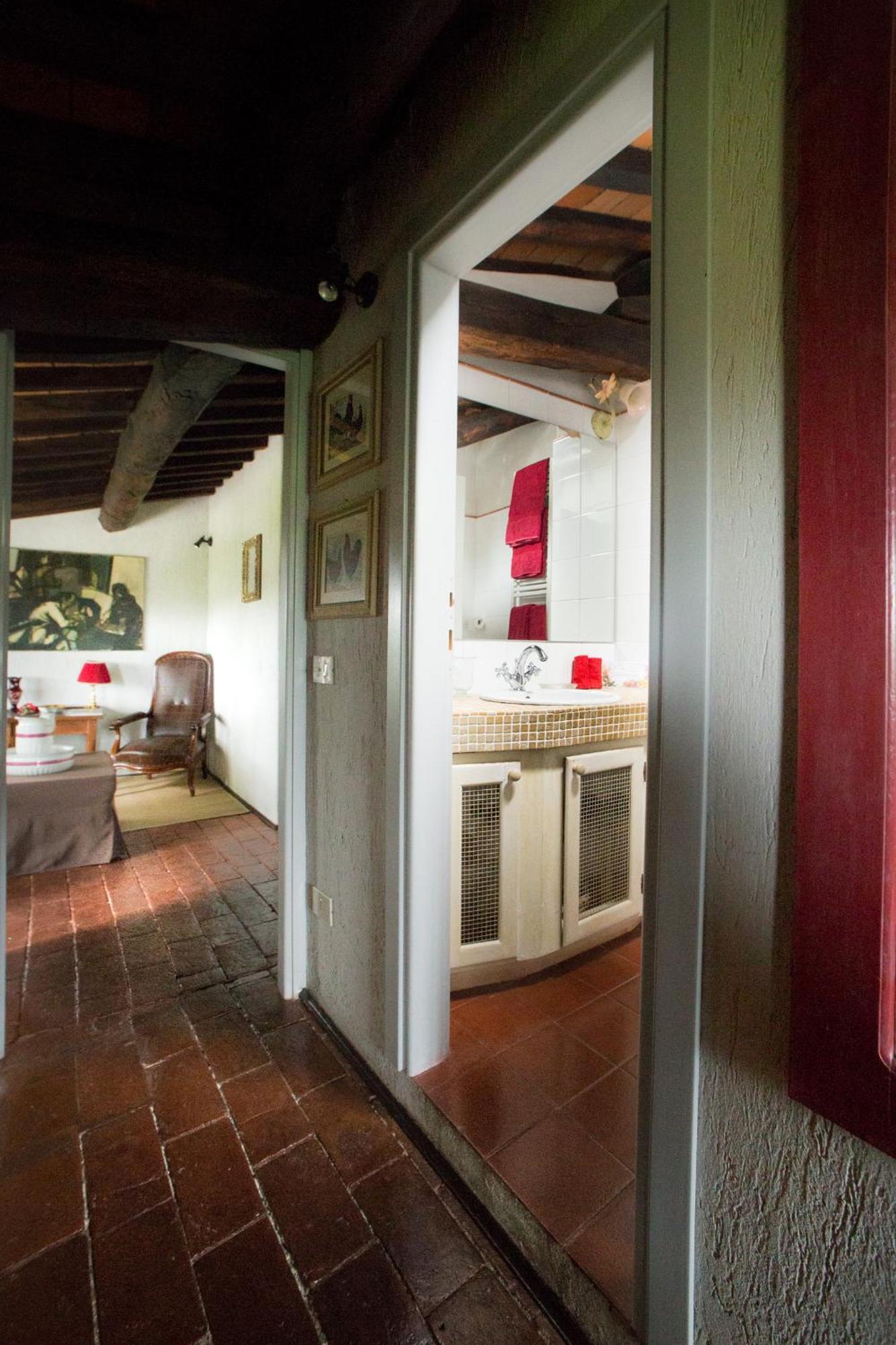 Casa Matilde Bed & Breakfast Mommio Oda fotoğraf