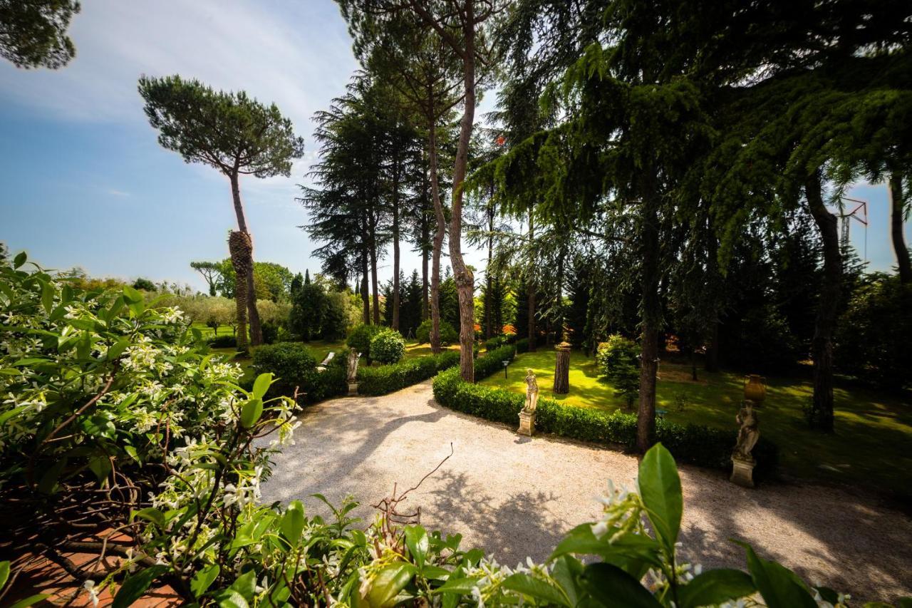 Casa Matilde Bed & Breakfast Mommio Dış mekan fotoğraf